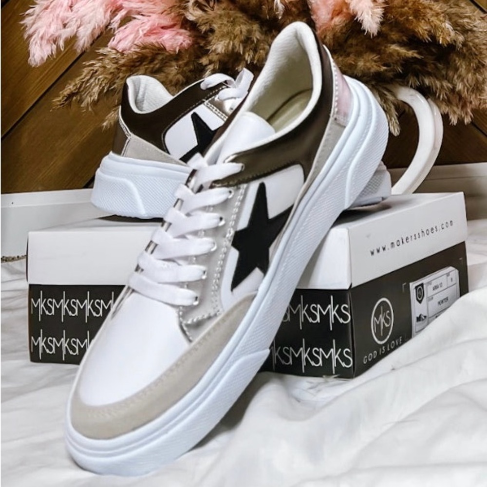 star sneakers